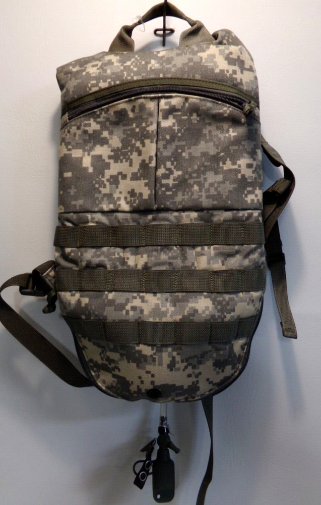 Skilcraft Hydramax Max Hydration Digital Camo Bladder Included Camel Backpack