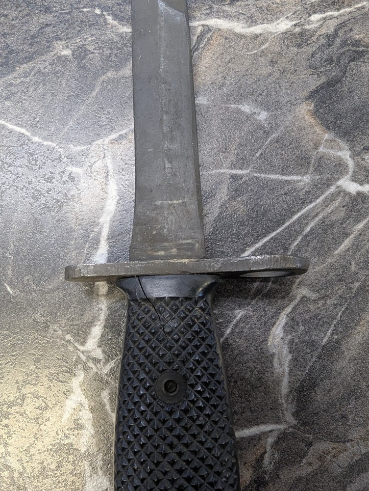 VINTAGE ORIGINAL US MADE M7 KNIFE