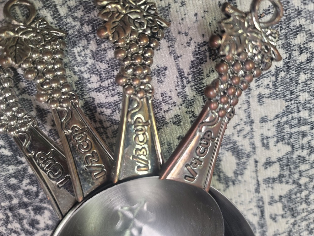 antique measuring cups and spoons