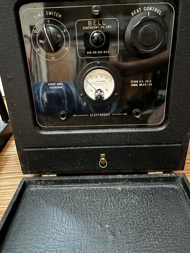 antique electric shock therapy machine