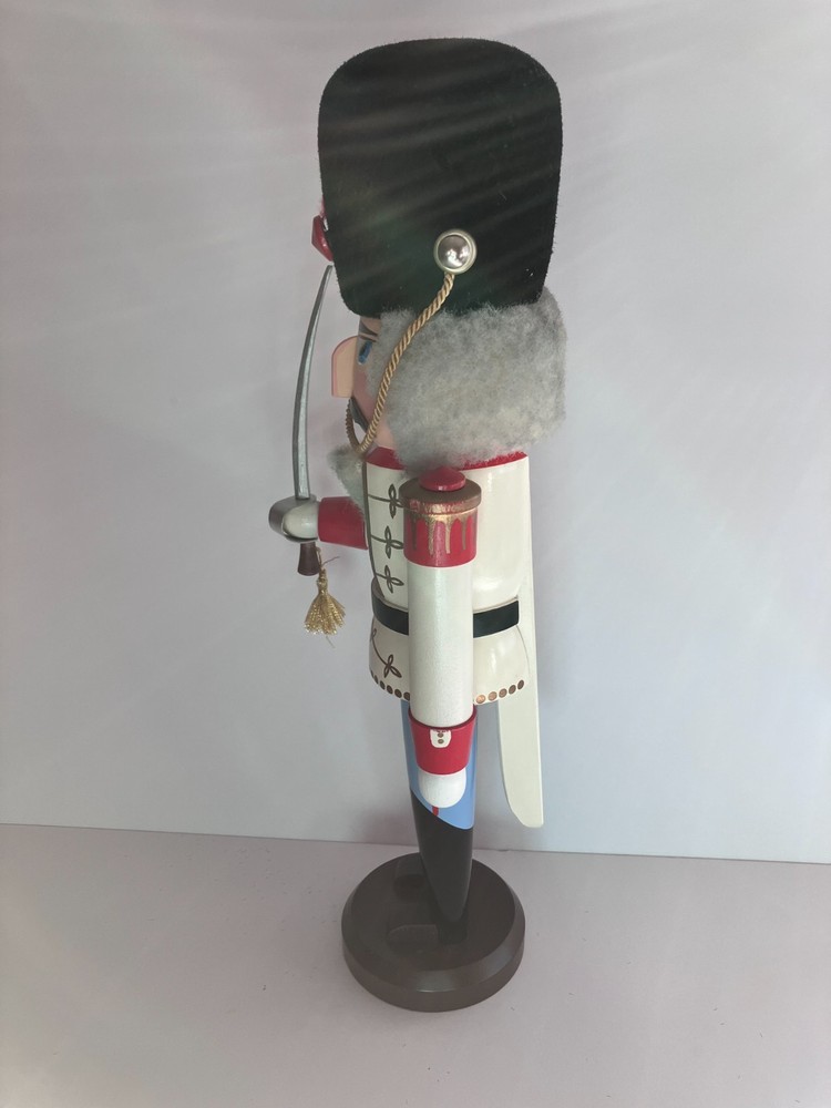15" Seiffener Germany Soldier w/Sword Nutcracker