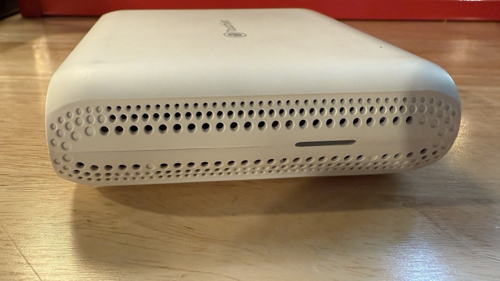 Touchjet Pond - Interactive Pen Projector - HDMI - Android - TP1