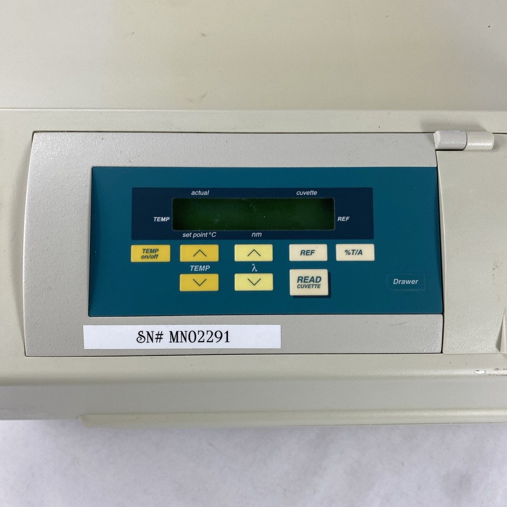Molecular Devices SpectraMax Plus 384 Microplate Spectrophotometer