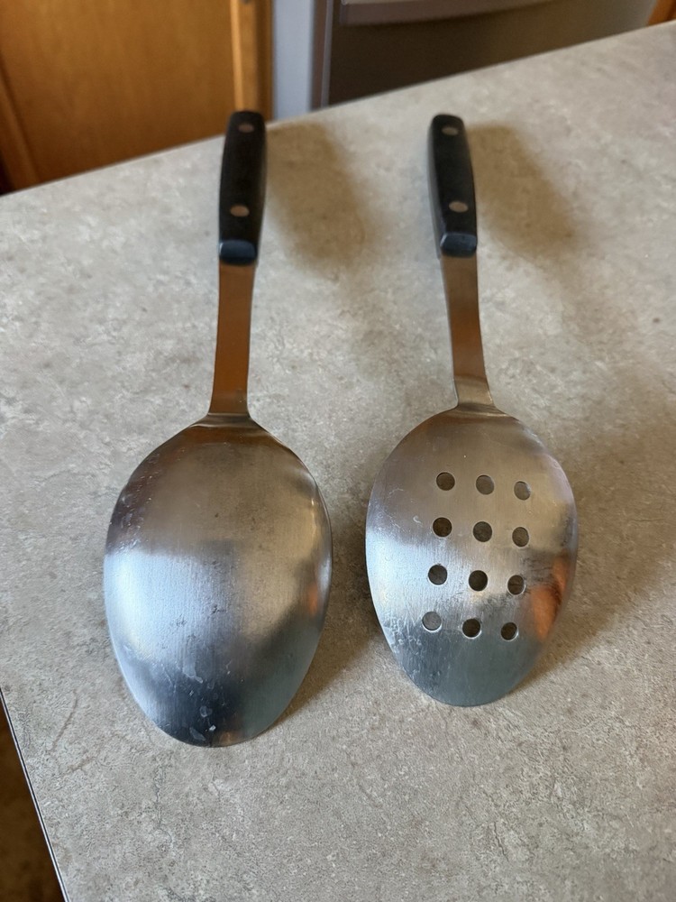 Bobby Flay Stainless Spoons VGUC