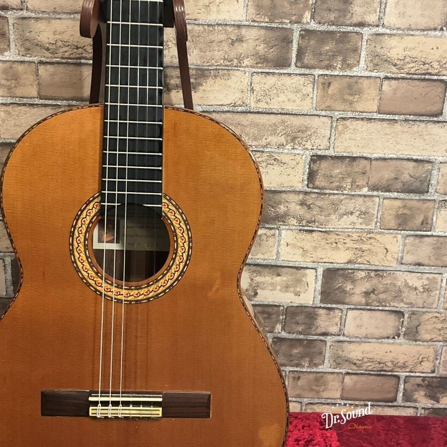 Manuel Rodriguez e Hijos Mod.E 2106 Classical Guitar Used