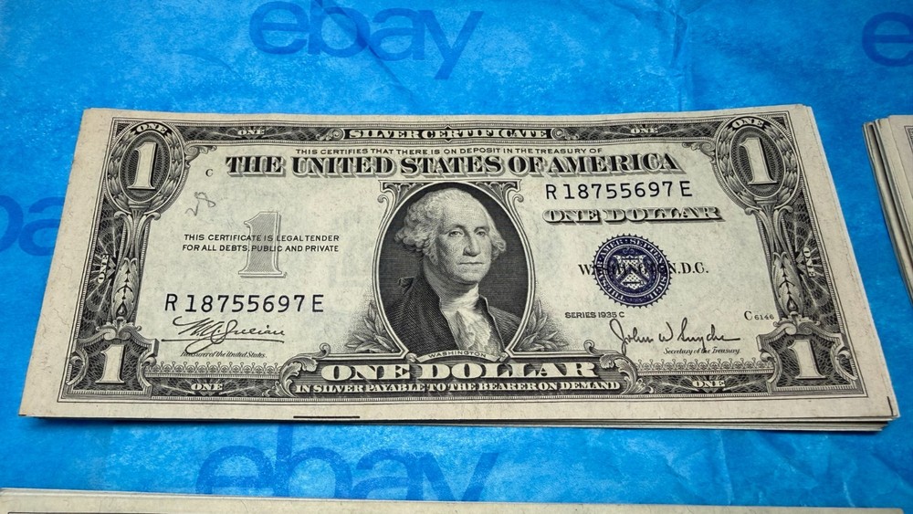💵 $1 Silver Certificate – Uncirculated Blue Seal – 1935 Note Perfect Notes 💙