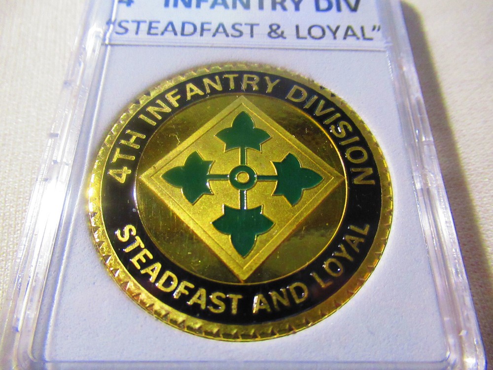 US ARMY 4th INFANTRY DIVISION Challenge Coin