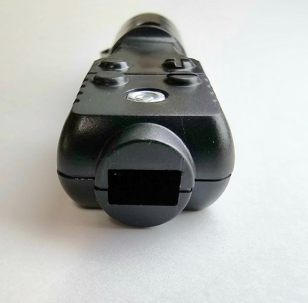 Diesel 12-Volt Lighter Plug with Switchable Ground