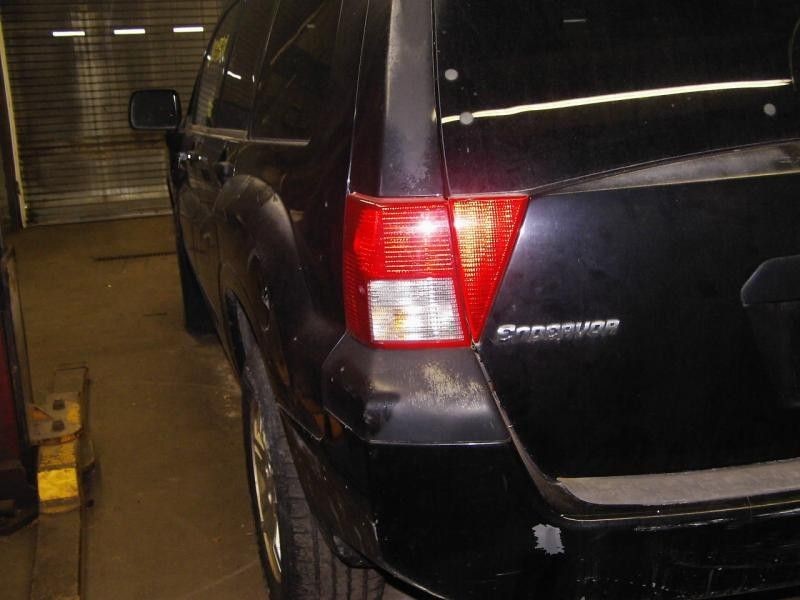 04-05 Endeavor Information GPS TV Screen Front Dash