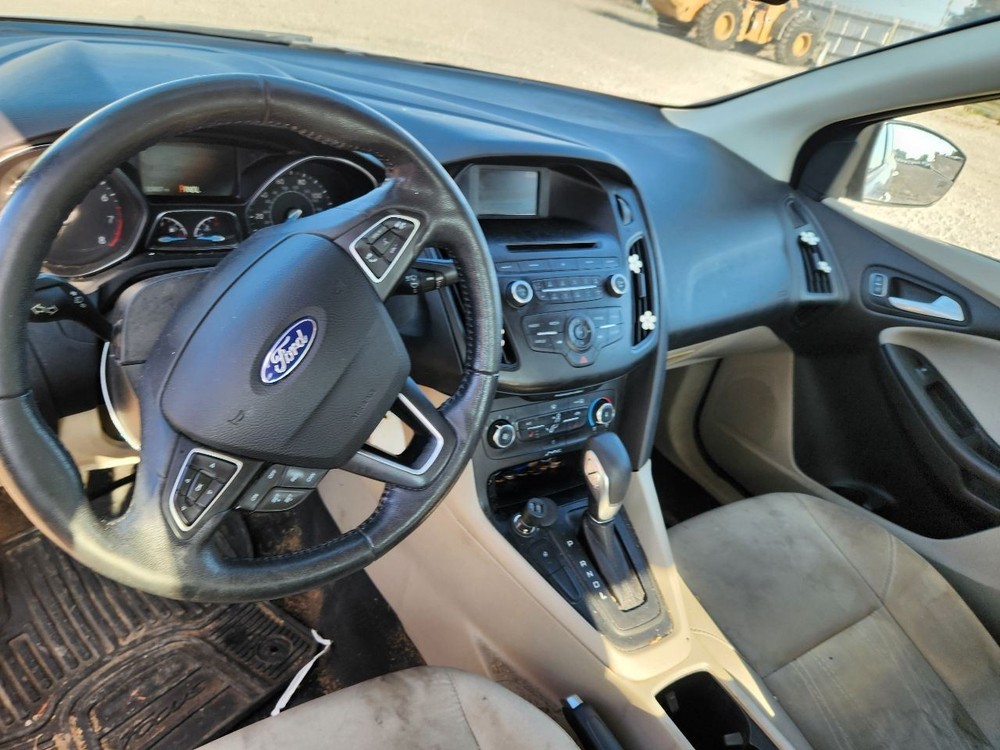 2015-2018 Ford Focus Front 4.2" Display Screen