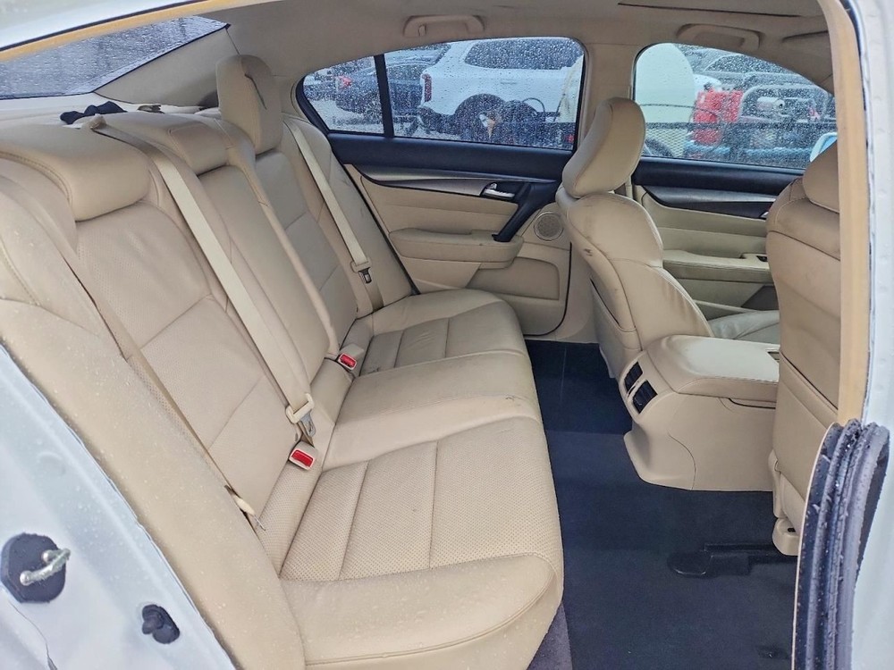 TL 2014 Glove Box 5026489