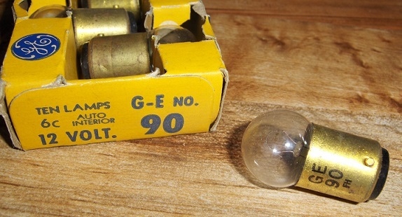 #90 LAMP ***FREE SHIPPING***