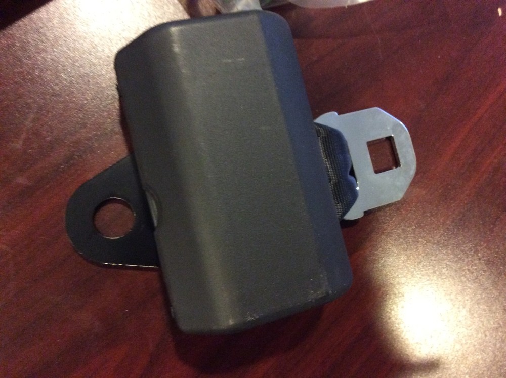 Total Source SY1841 RETRACTABLE forklift seat belt NEW