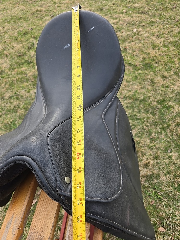 Dressage Saddle Synthetic