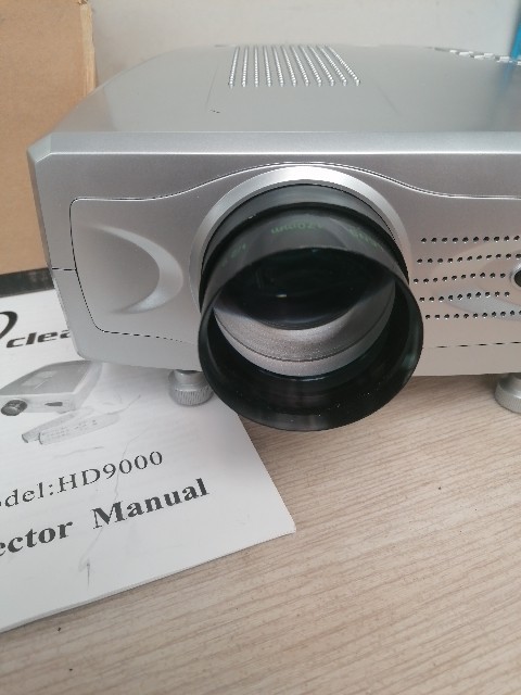 Clearco - LCD Projector HD9000 - Boxed - Unit Only