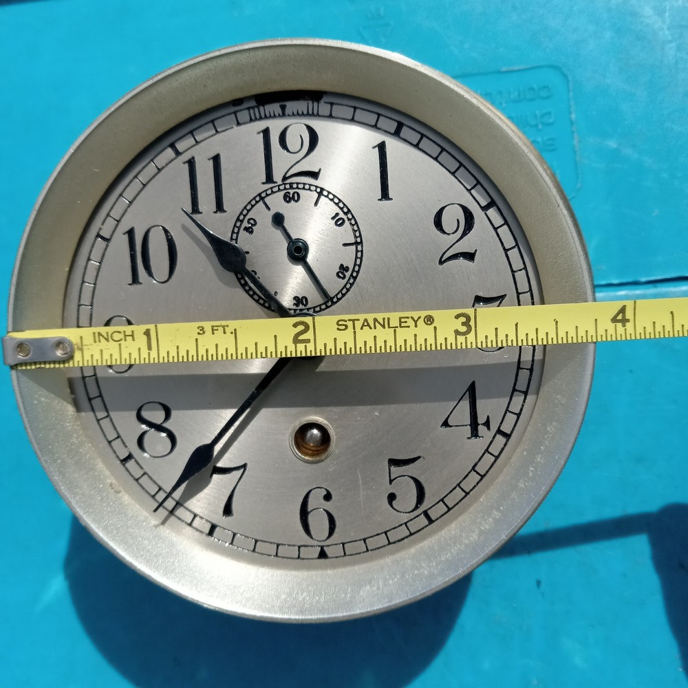 CHELSEA CLOCK 49098.