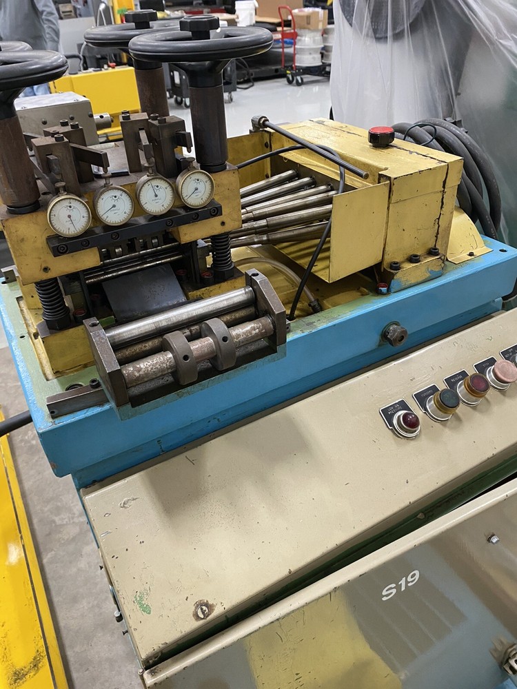 Bruderer Staightener