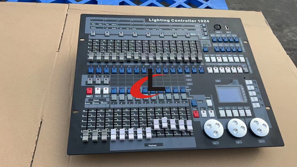 King Kong 1024 Dmx Controller With Flight Case Stage Lighting Console for Show