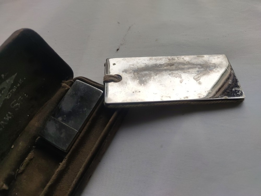 Nice Khaki World War I Razor Set