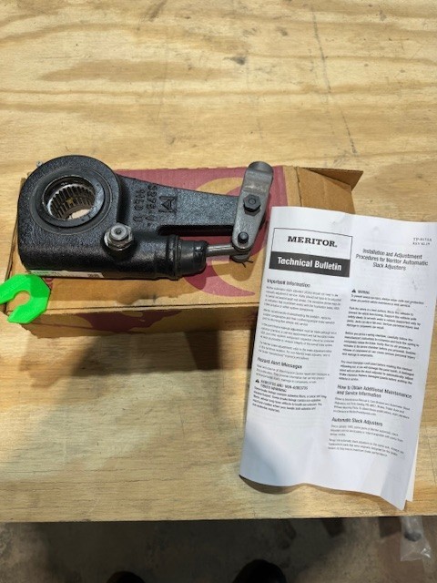Meritor R802486 - Automatic Slack Adjuster 1.5" 28 Spline