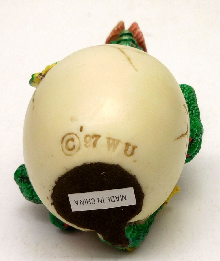DRAGON HATCHING, SUMMIT COLLECTION 4681
