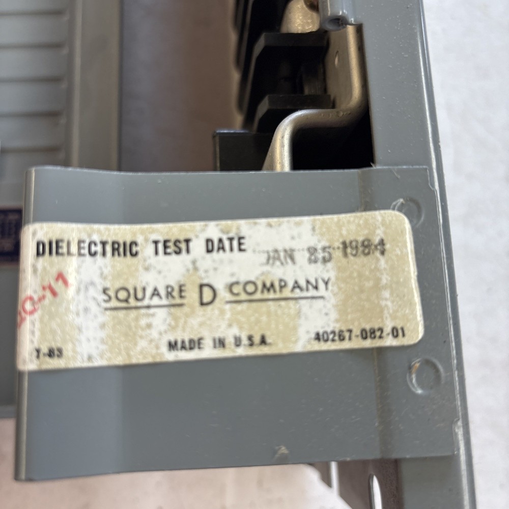 Square D NQOB-303 panelboard interior