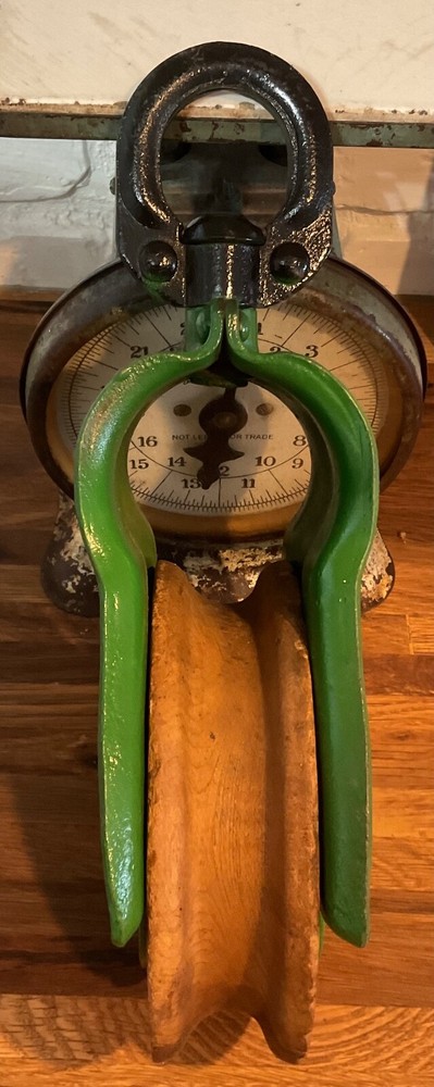 Vintage Green Starline Inc Barn Pulley