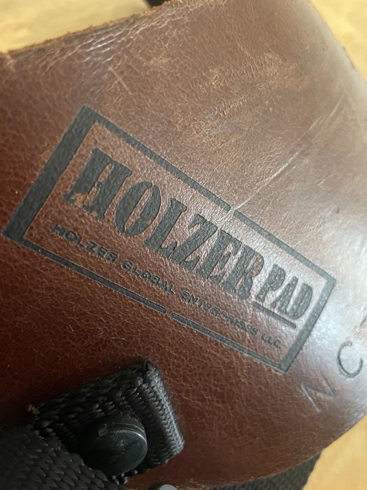 Holzer Handheld Camera Shoulder Pad for Professional Camera Operators