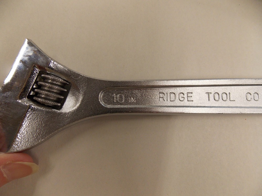 New Ridgid Model 710 10" 250mm Adjustable Crescent Wrench E4