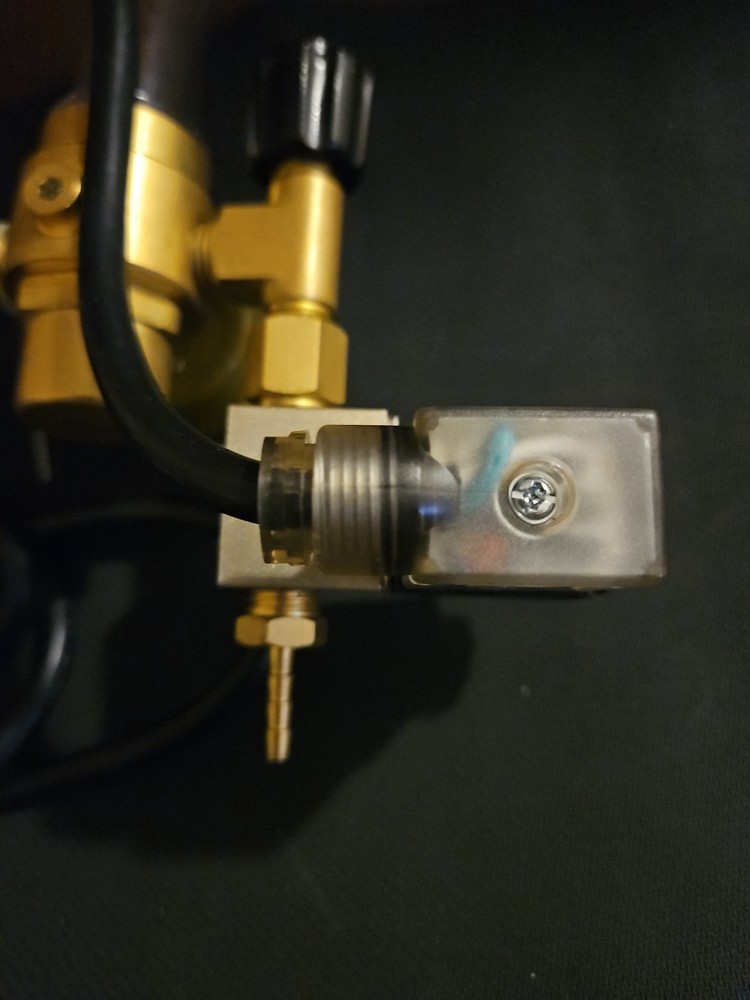 VIVOSUN CO2 Regulator Hydroponics Emitter System with Solenoid Valve Flowmeter