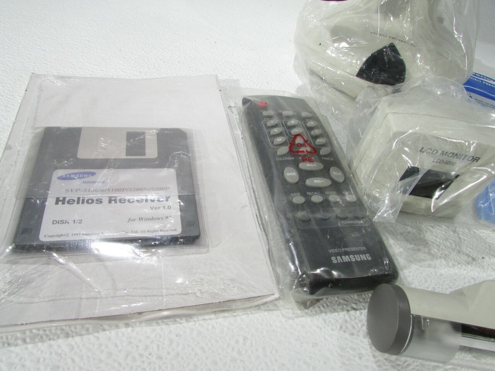 SAMSUNG LCD5000 VIDEO PRESENTER