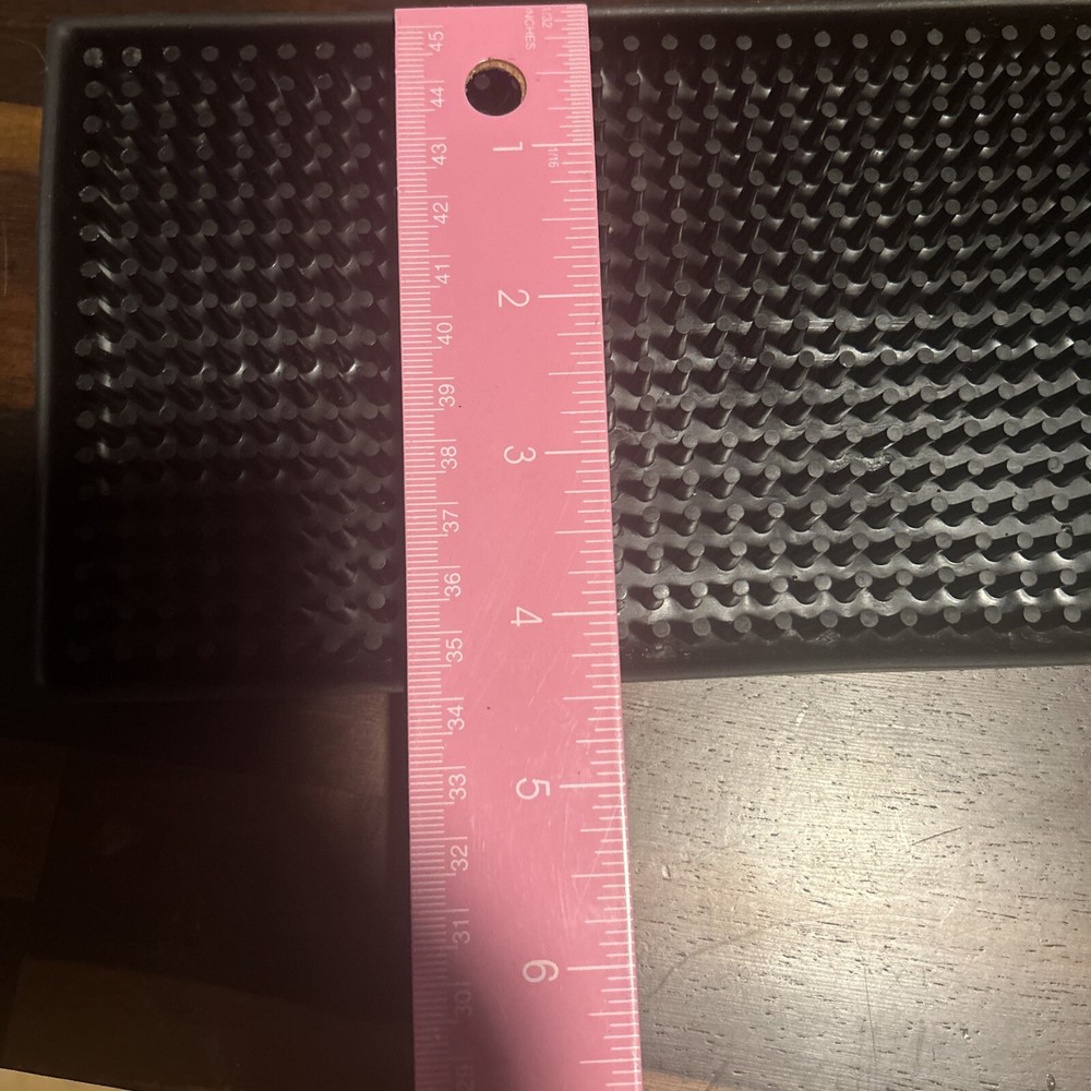 PVC Rubber Bar Shaker Mat 9" x 4.5"