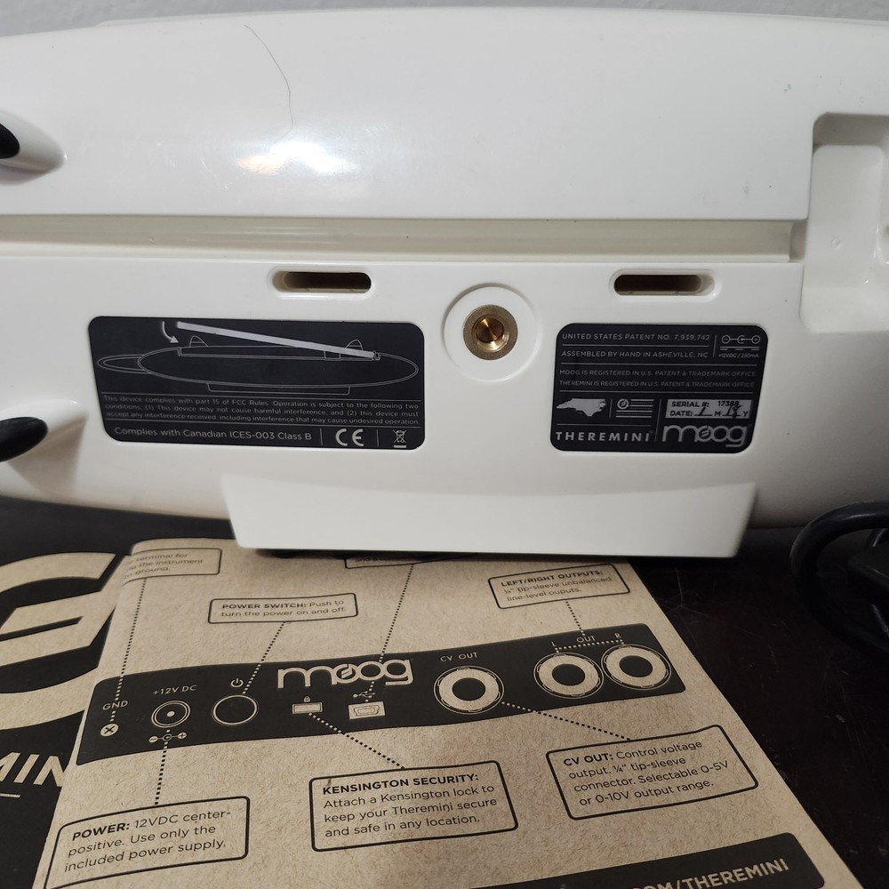 Moog Theremini White Synthesizer Module - EW-THEREMINI-01