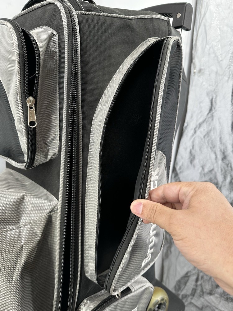 Brunswick Flash X Triple Roller Bowling Bag - Silver (preowned)