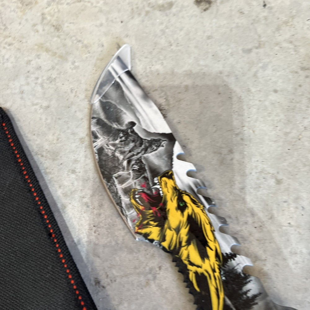 Wolf Graphic Knife NEW