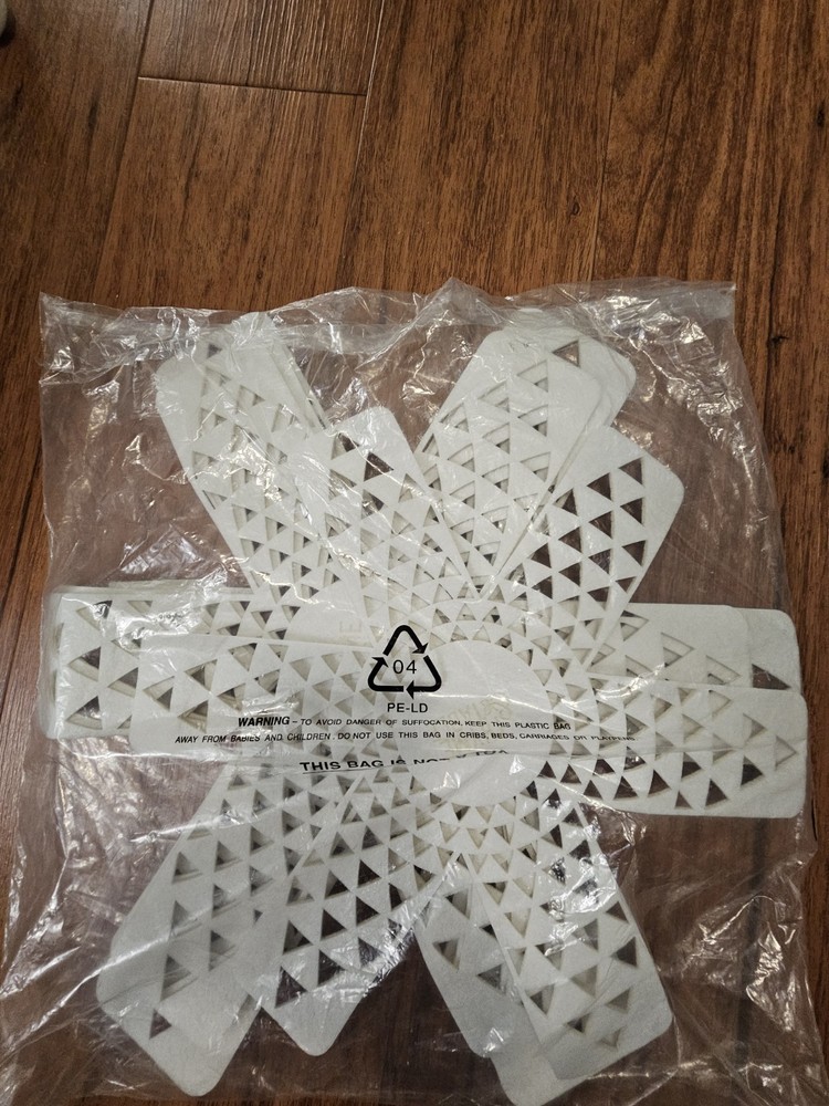 Thyme & Table 4 Piece White Felt Protector For Cookware Pots & Pans - NEW In Pkg