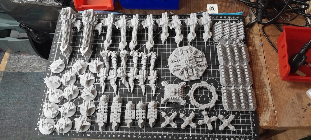 Grimdark  Warfleets HDF loyalist defence fleets, OPR, Battlefleet gothic sized,
