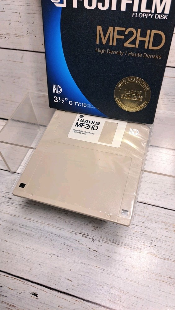 Fujifilm MF2HD Floppy Disk 3-1/2" 10 Pack
