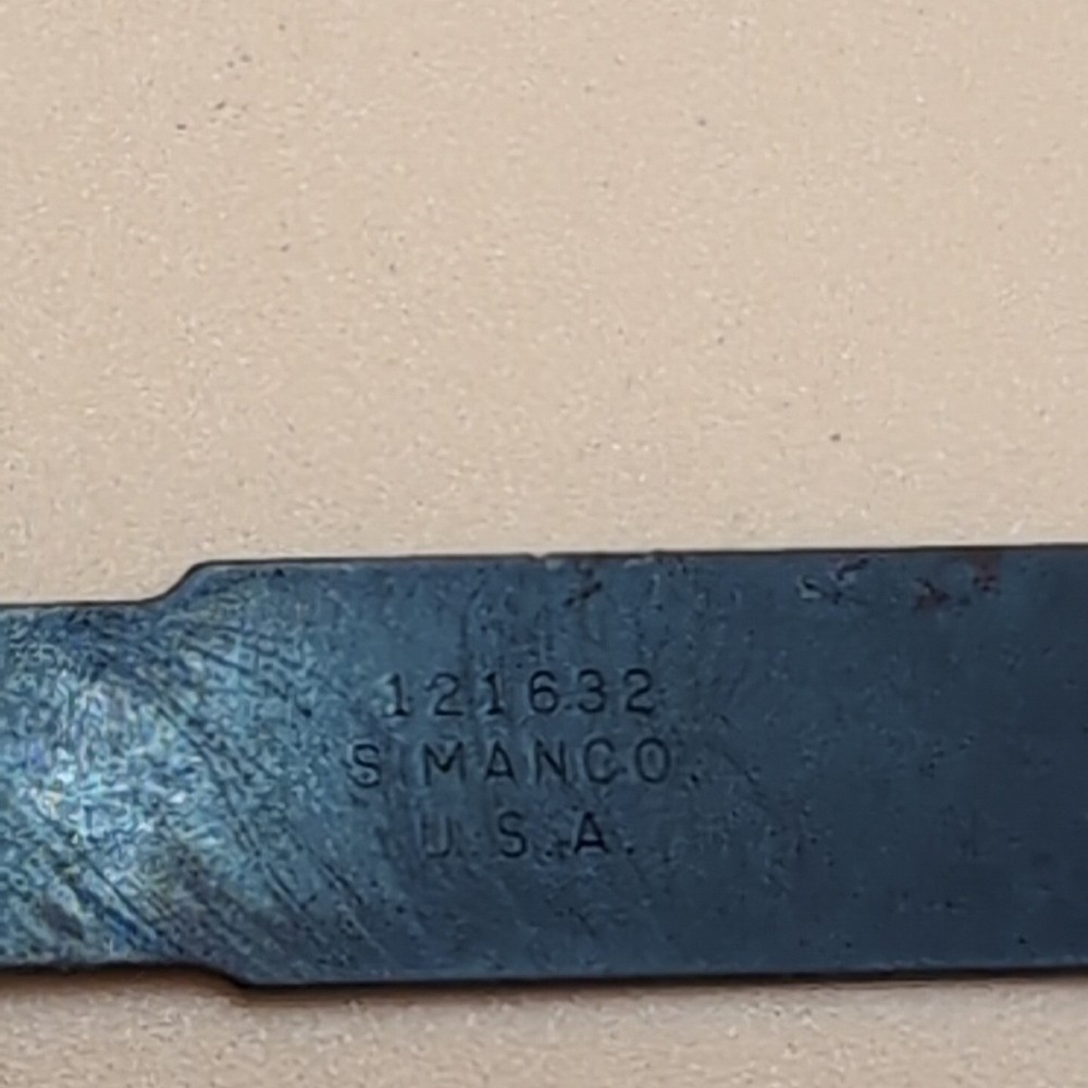 Vintage Singer Sewing Machine Universal Needle Threader Simanco 121632