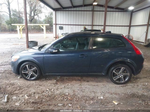 C30 2013 Glove Box 4960387