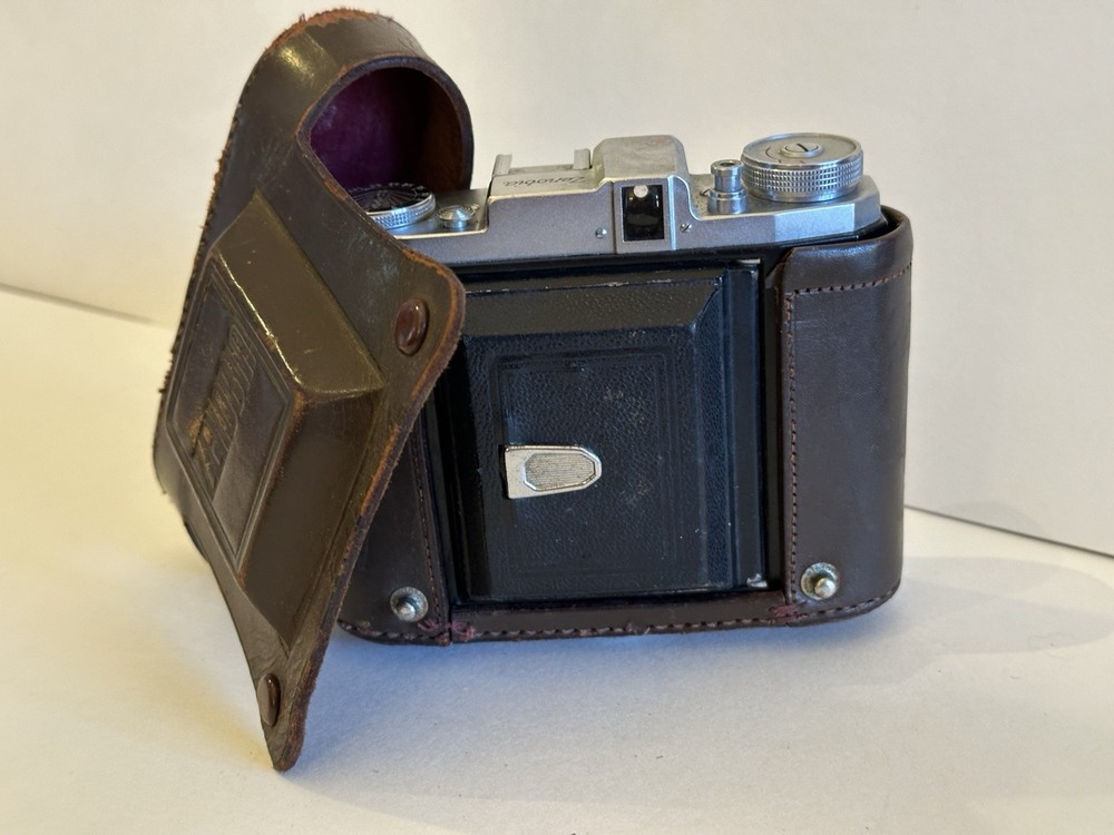 DAIICHI OPTICAL ZENOBIA FOLDING CAMERA from Japan Includes Leather Case
