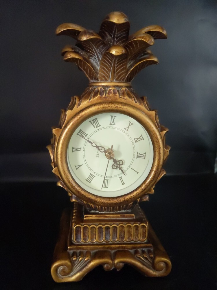 Pineapple Clock Works Great! Copper/Gold Color