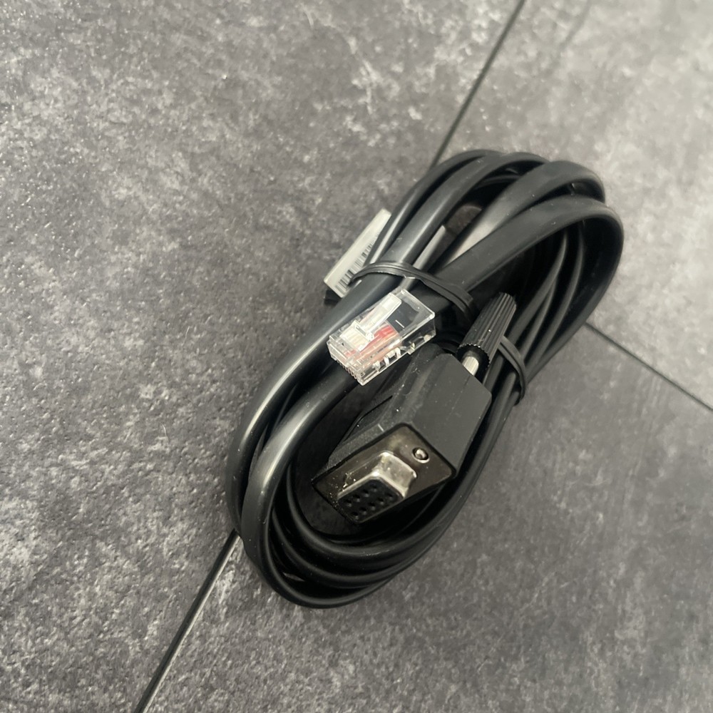 HP. V2 Console Cable