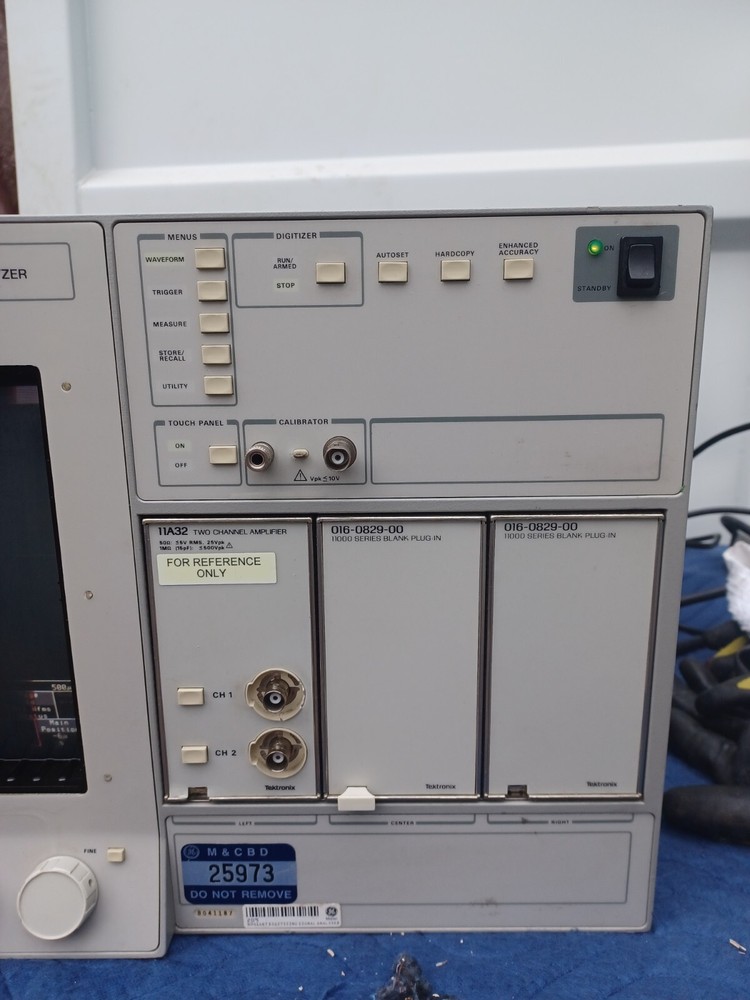 TEKTRONICS DSA 602 DIGITIZING SIGNAL ANALYZER