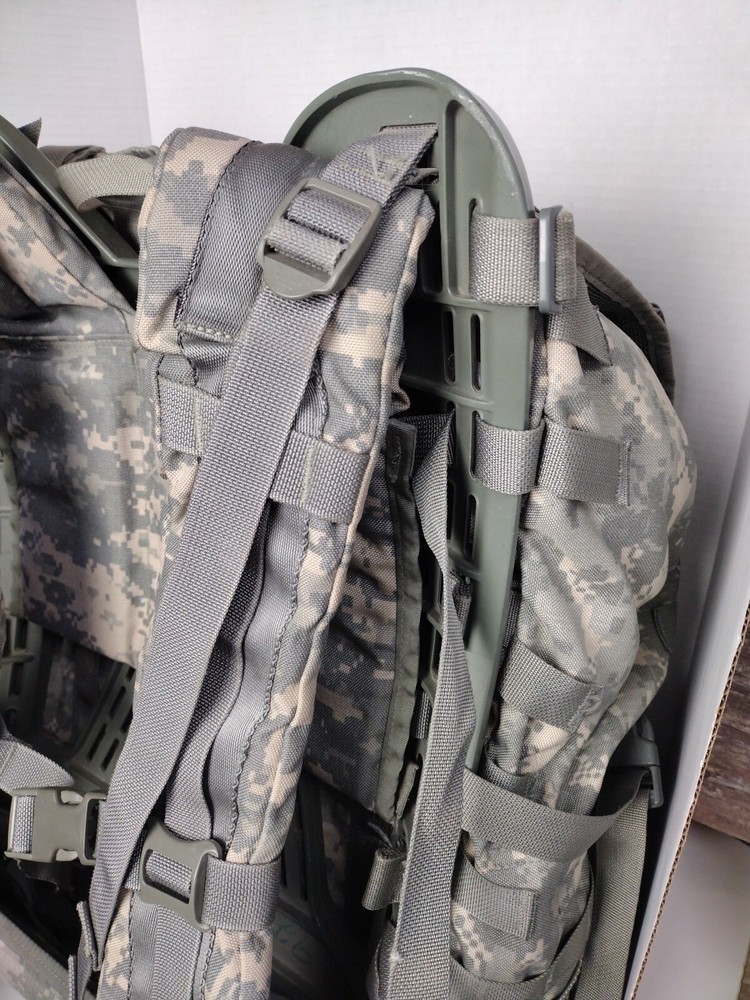 Military Issue USGI MOLLE II Large Rucksack Pack Backpack with Frame