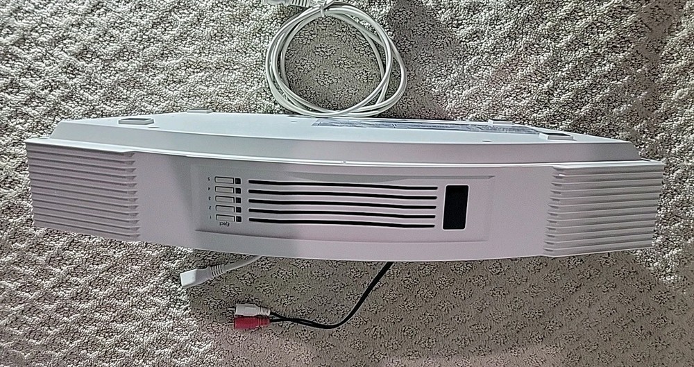 Bose Acoustic Wave Music System Multi-Disc 5 CD Changer White Cream