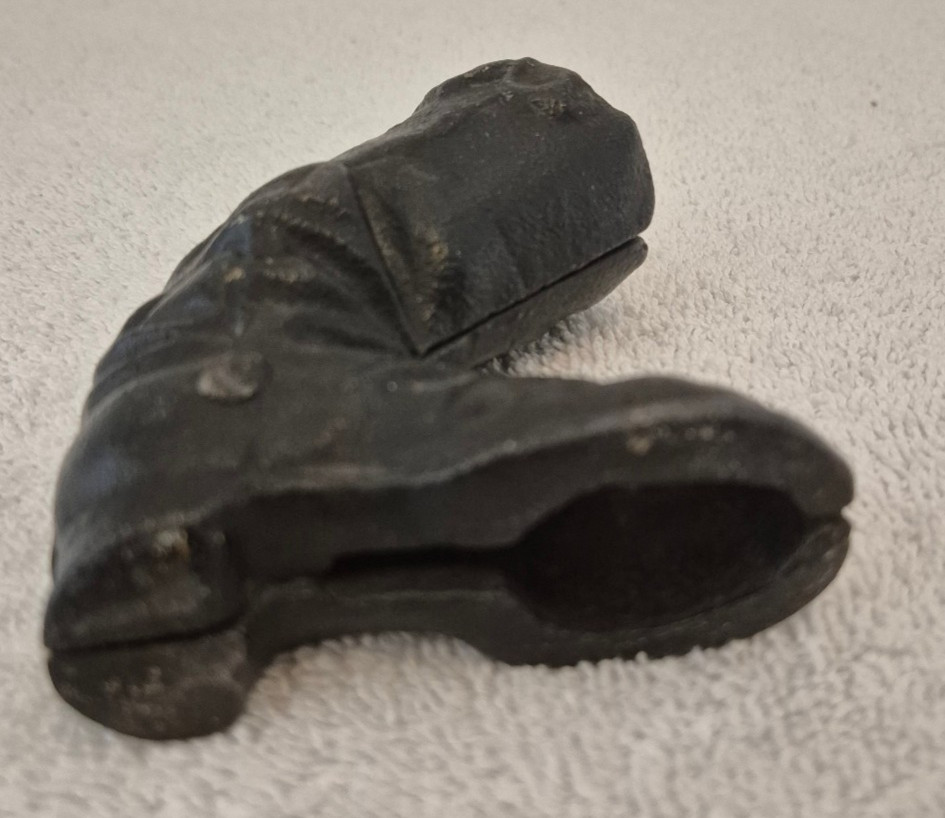 Antique Cast Iron Boot Match/Toothpick Holder