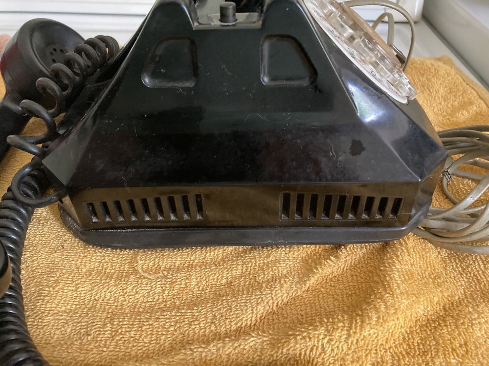 Antique automatic electric monophone L 4123 E66 Bakelite