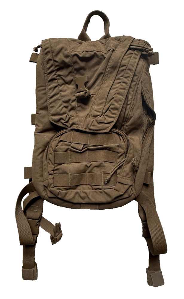 USMC Hydration Pack Carrier with 100 oz Bladder CamelBak Coyote EXCELLENT