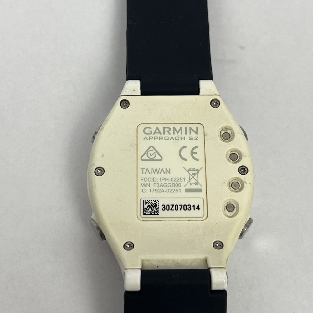 Garmin Approach S2 GPS Golf White Watch *Works*
